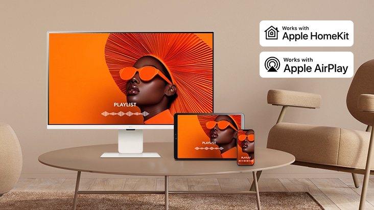同じ画面が、AirPlay 2とスクリーンシェアを使ってLG Smart Monitor、ノートパソコン、タブレット、スマートフォンで共有されている。