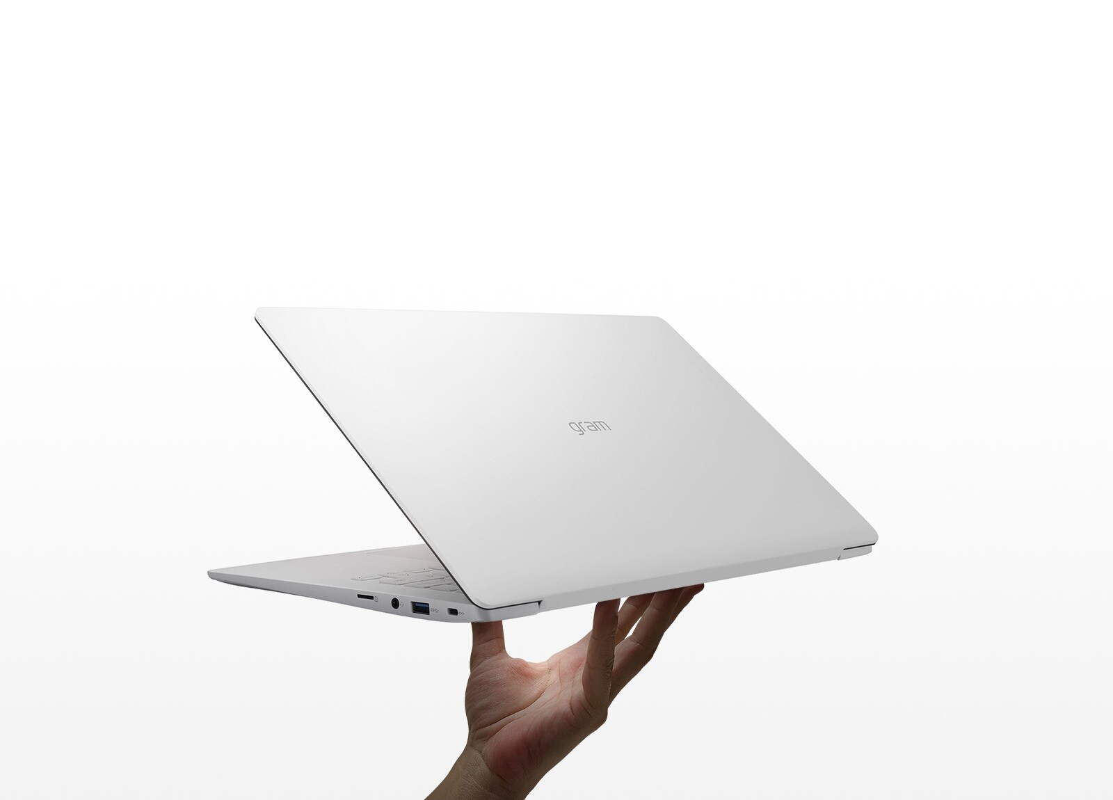 LG ノートパソコン gram 14Z90N corei3 10世代 おまけ付 LG ノートパソコン gram 14Z90N corei3 10世代 おまけ付 LG