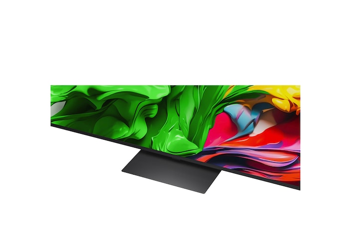 Попугай на ветке дерева в ярких цветах. Заголовок рассказывает о том, как LG AI Picture Pro значительно улучшил разрешение, яркость, глубину и четкость изображения сцены.