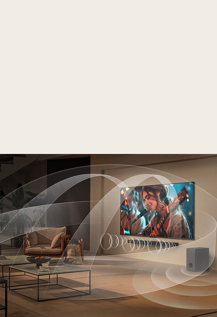 Гостиная с телевизором LG QNED TV и звуковой панелью LG Soundbar, с графикой, представляющей, как оба устройства заполняют пространство многоканальным звуком.