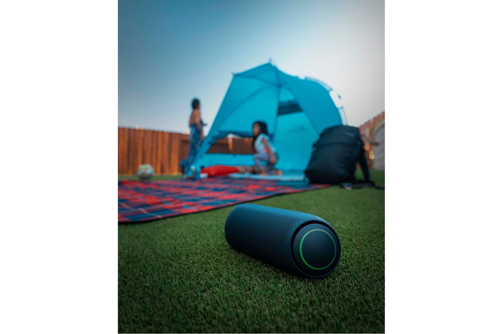 LG Портативная Bluetooth колонка LG XBOOM Go, технология Meridian, PL7W