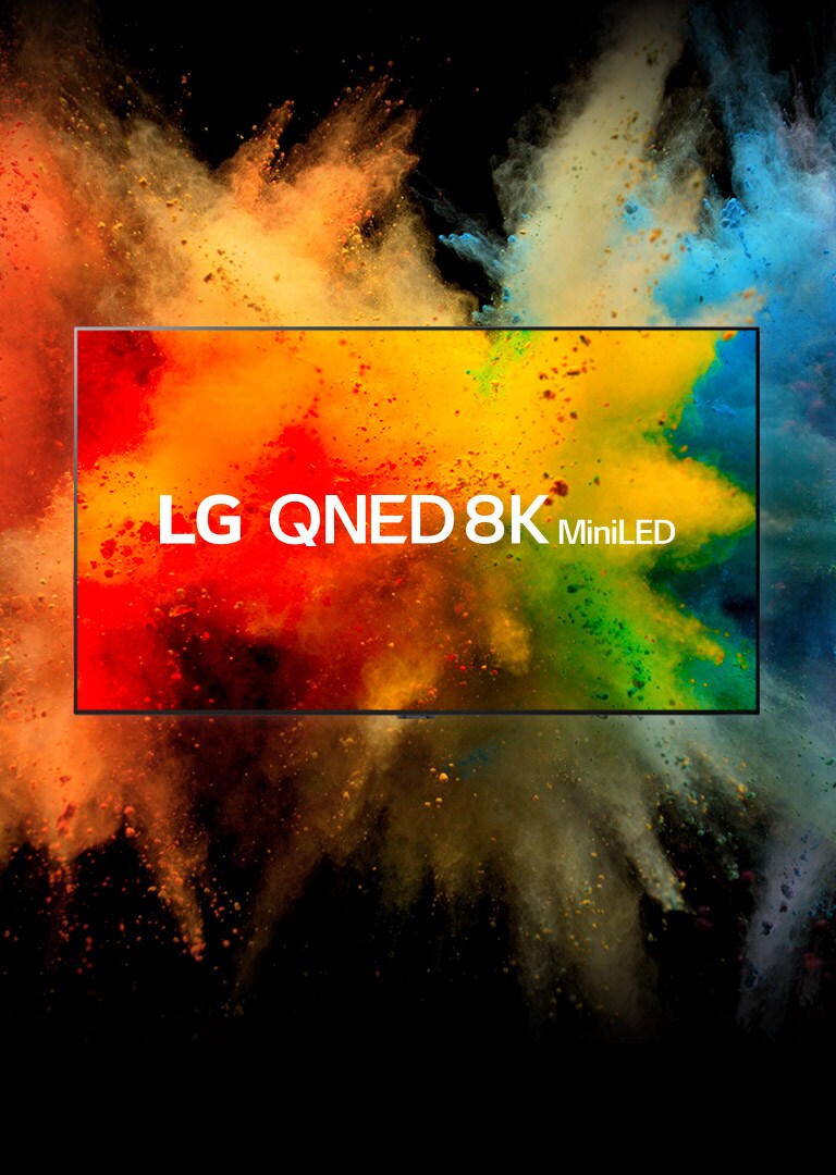 Телевизор LG QNED в темной комнате. Разноцветный порошок создает эффект взрыва радуги на телевизоре.