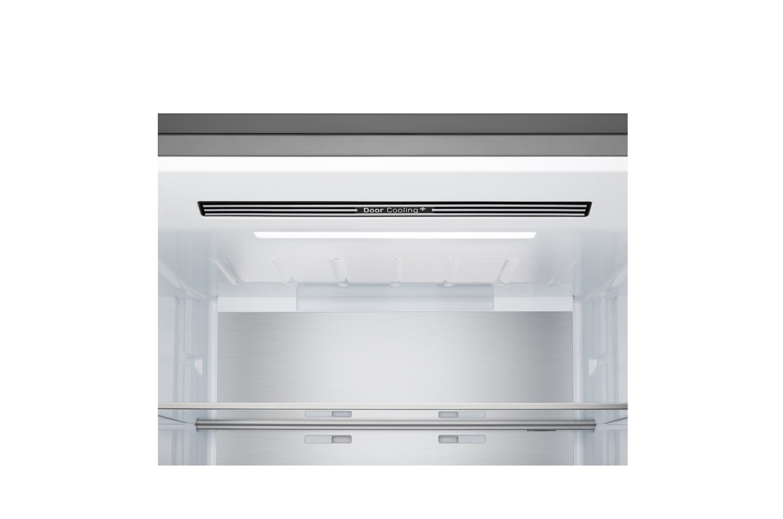 Холодильник с морозильной камерой LG (GC-B640FMBM), вид спереди, показывающий вентиляционное отверстие DoorCooling+™