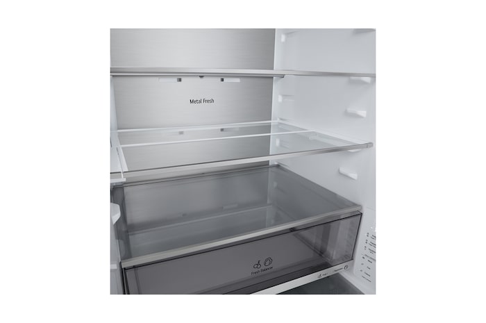 Холодильник с морозильной камерой LG (GC-B640FMBM); полка выделена синим цветом со стрелками вверх и вниз, справа –– сложенная полка с двумя бутылками воды