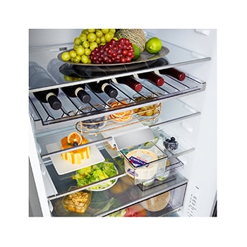 Вид сверху на холодильник LG с морозильной камерой (GC-B640FMBM)