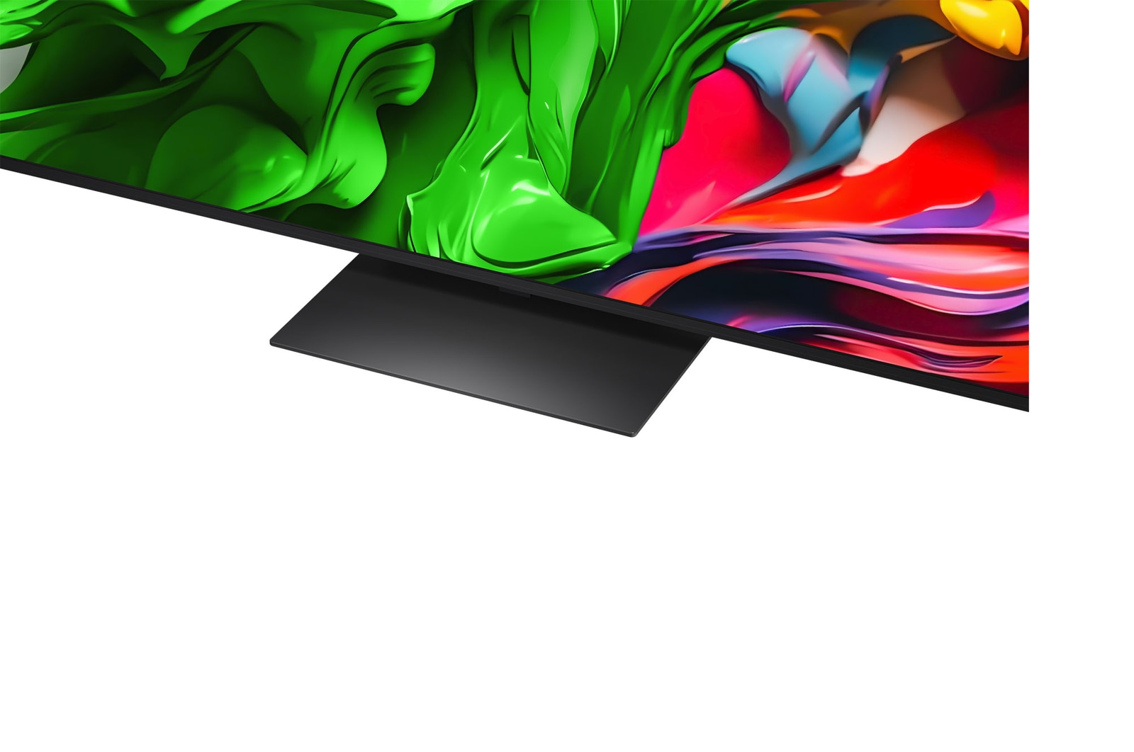 Parrot on a tree branch in vivid color. The title talks about how LG Al Picture Pro made impressive visual enhancements to the scene's resolution, brightness, depth, and clarity.