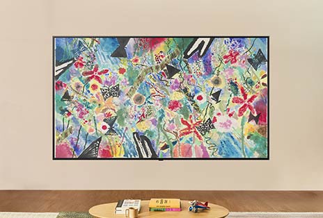Dans une pièce très bien éclairée, l’écran de la LG TV affiche une œuvre d’art tout aussi lumineuse, montrant comment la luminosité de l’écran est optimisée pour être visualisée dans n’importe quel environnement.