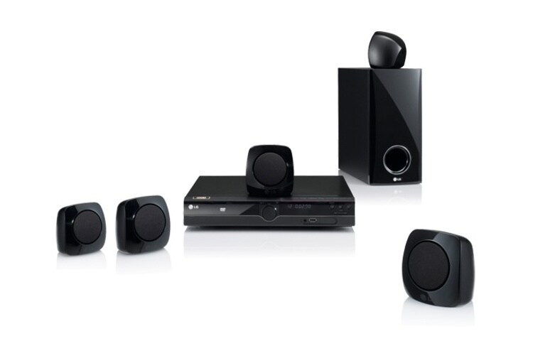 Vue de face du Home-cinéma Blu-ray 3D, 1125W, enceintes étagères, technologie "LG Cinema 3D Sound", Smart TV DH3120S