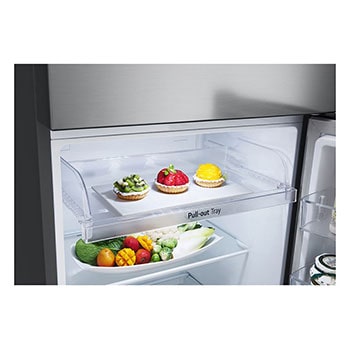 Detailed view with food stored