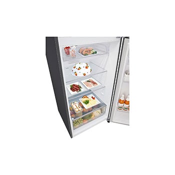 Bottom drawer with food