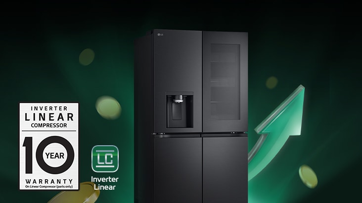 Réfrigérateur en face de flèches ascendantes et de pièces empilées