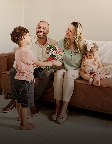 Manos Pequeñas, Grandes Corazones: Planeando el Día Perfecto de Mamá