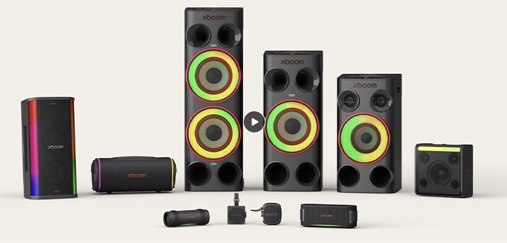 Gama LG xboom con efectos de iluminación sincronizados en varias bocinas creando un ritmo unificado y un resplandor sincronizado.