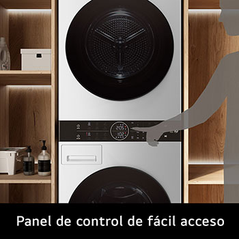 WashTower LG WK14WS6 destacando el **Panel de control central**: silueta de una persona operando cómodamente el control táctil iluminado ubicado en el centro.