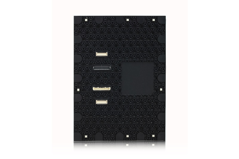 LG P1.5 1,000 nits  LG LED Curve Series for Indoor, LAP015EL6B