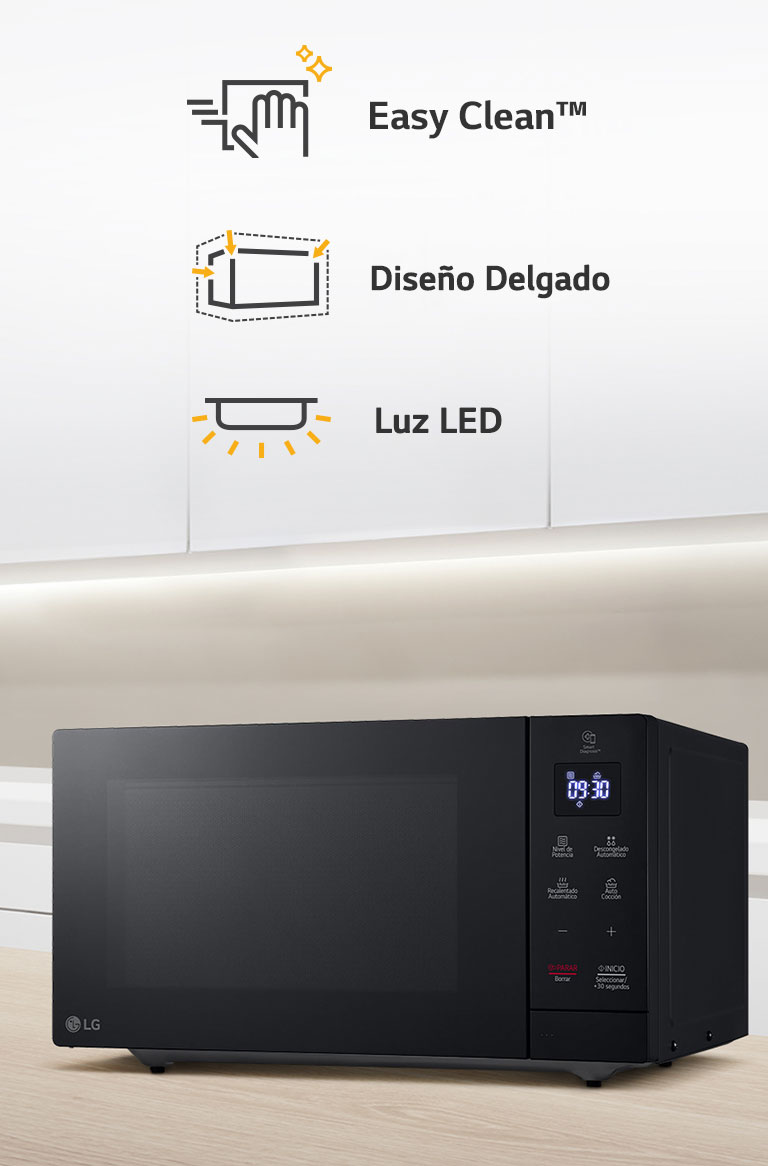 Hay un horno de microondas en la cocina e íconos que representan tres características clave.