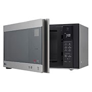 LG Horno de Microondas NeoChef™con Grill 1.5 pies³ Plata con EasyClean™ y Smart Diagnosis, MH1596CIR