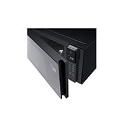 LG Horno Microondas NeoChef™ 1.5 pies³ con Grill, MH1596DIR