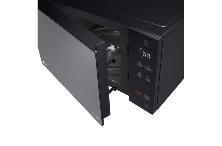 LG Horno de Microondas NeoChef™ .9 pies³ Negro con EasyClean™ y Smart Diagnosis , MS0936GIR