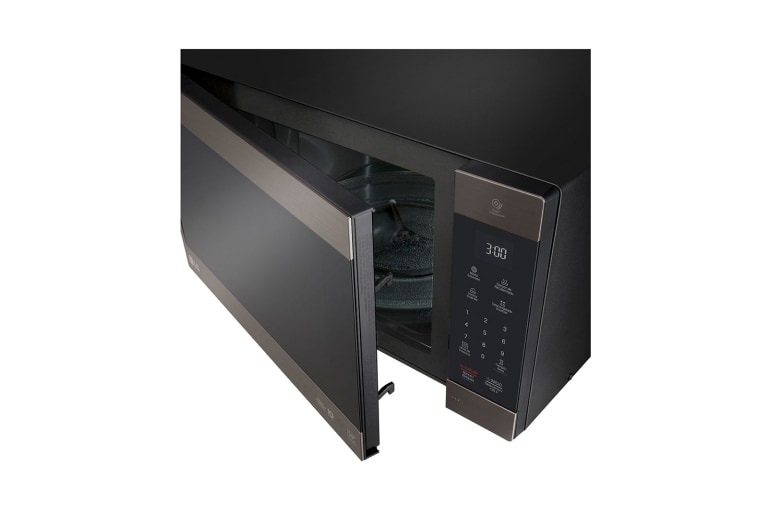 LG Horno de Microondas NeoChef™ 2 pies³ Negro con EasyClean™ y Smart Diagnosis, MS2097HST