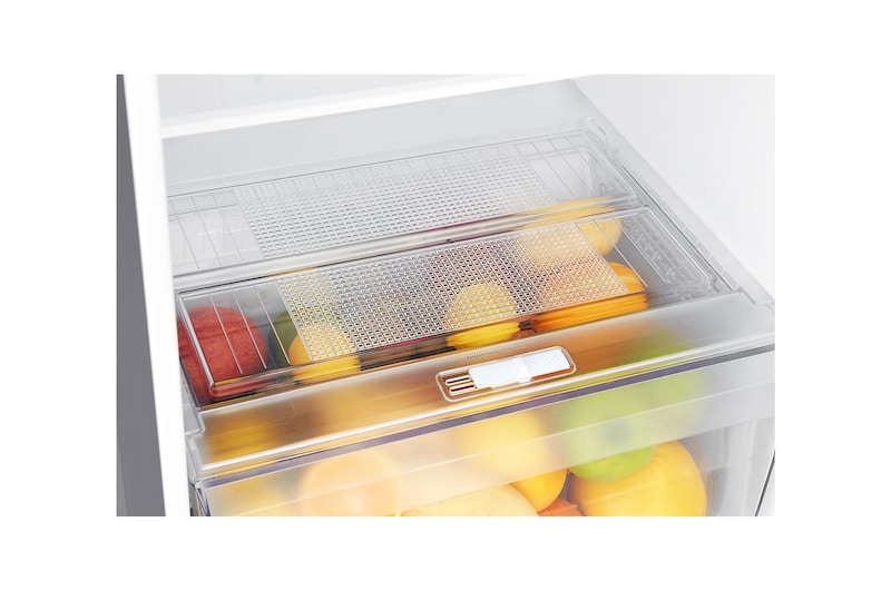 Moist balance crisper detail