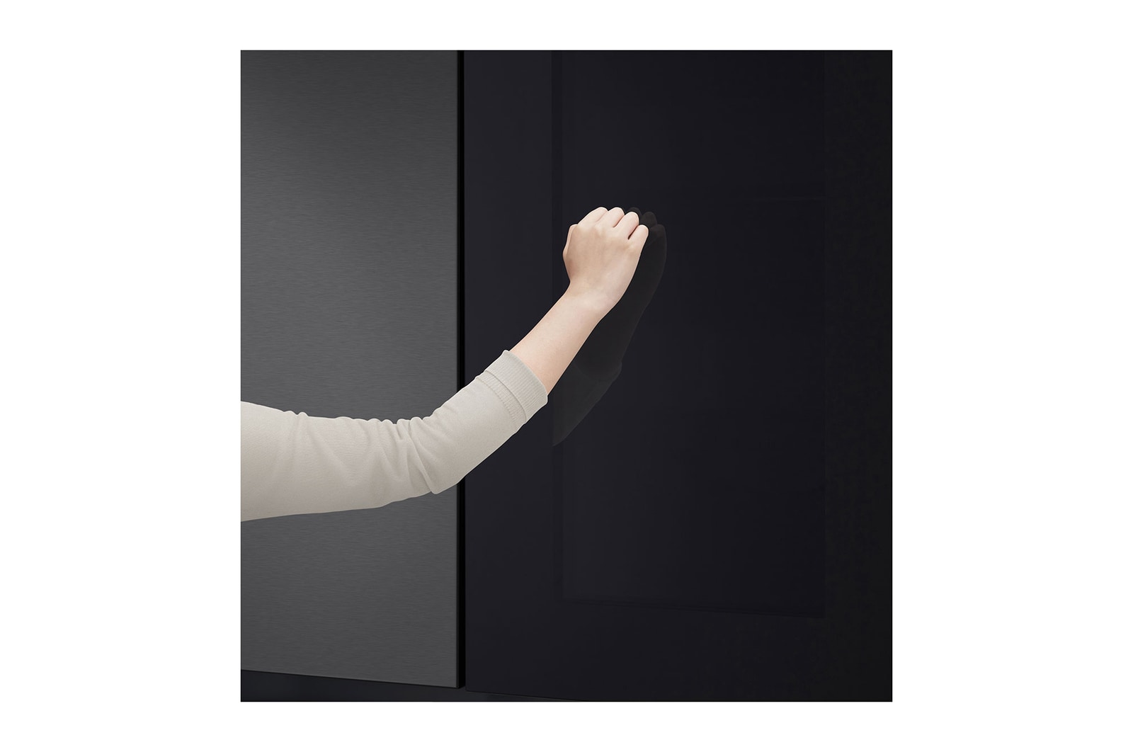 InstaView LightOn Hand