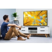 LG Pantalla LG UHD AI ThinQ 43" UQ75 4K Smart TV, 43UQ7500PSF