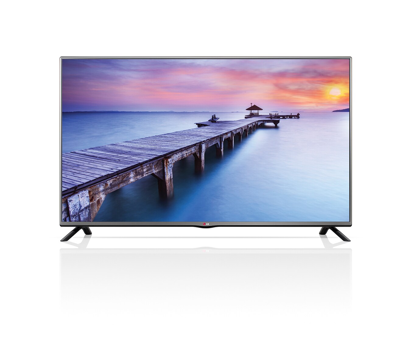 Vista frontal de Imágenes más detalladas, más claras y más realistas con panel IPS 49LB5550