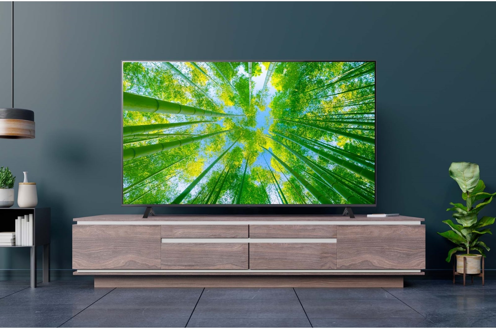 LG Pantalla LG AI UHD UQ80 55 pulgadas 4K SMART TV ThinQ AI, 55UQ8000PSB
