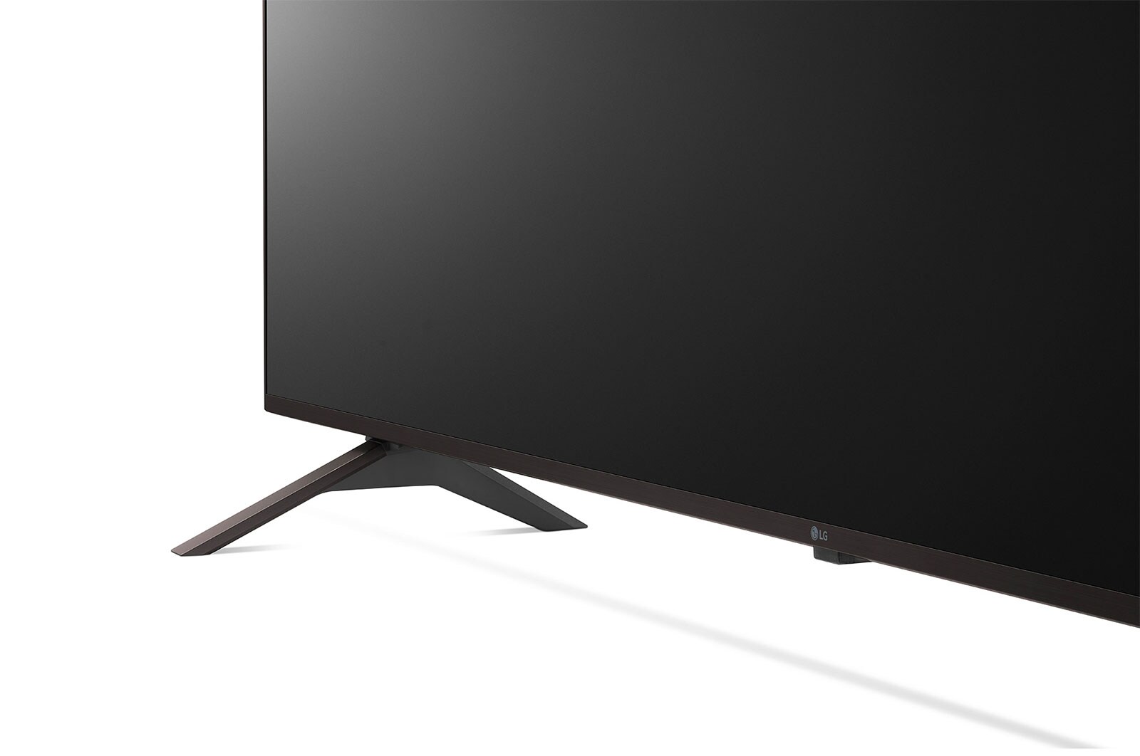 LG Pantalla LG UHD AI ThinQ 60" UP80 4K Smart TV, 60UP8050PSB