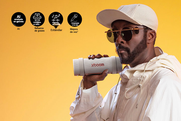 will.i.am sostiene xboom Grab en su mano derecha.