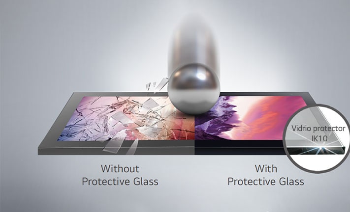 Cuando un fuerte impacto golpea el cristal frontal desde el exterior, la pantalla sin cristal protector se rompe, pero el XE3P minimiza los daños con el cristal protector.
