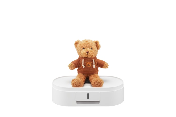 image of the Drying Case with a doll attached to the holder