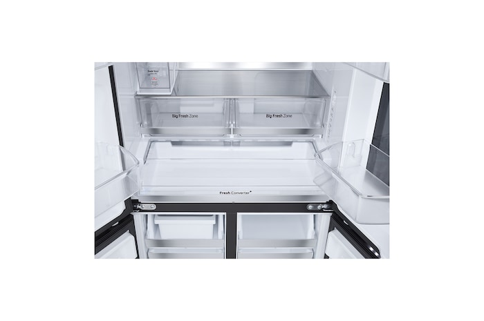 Bottom drawer open without food