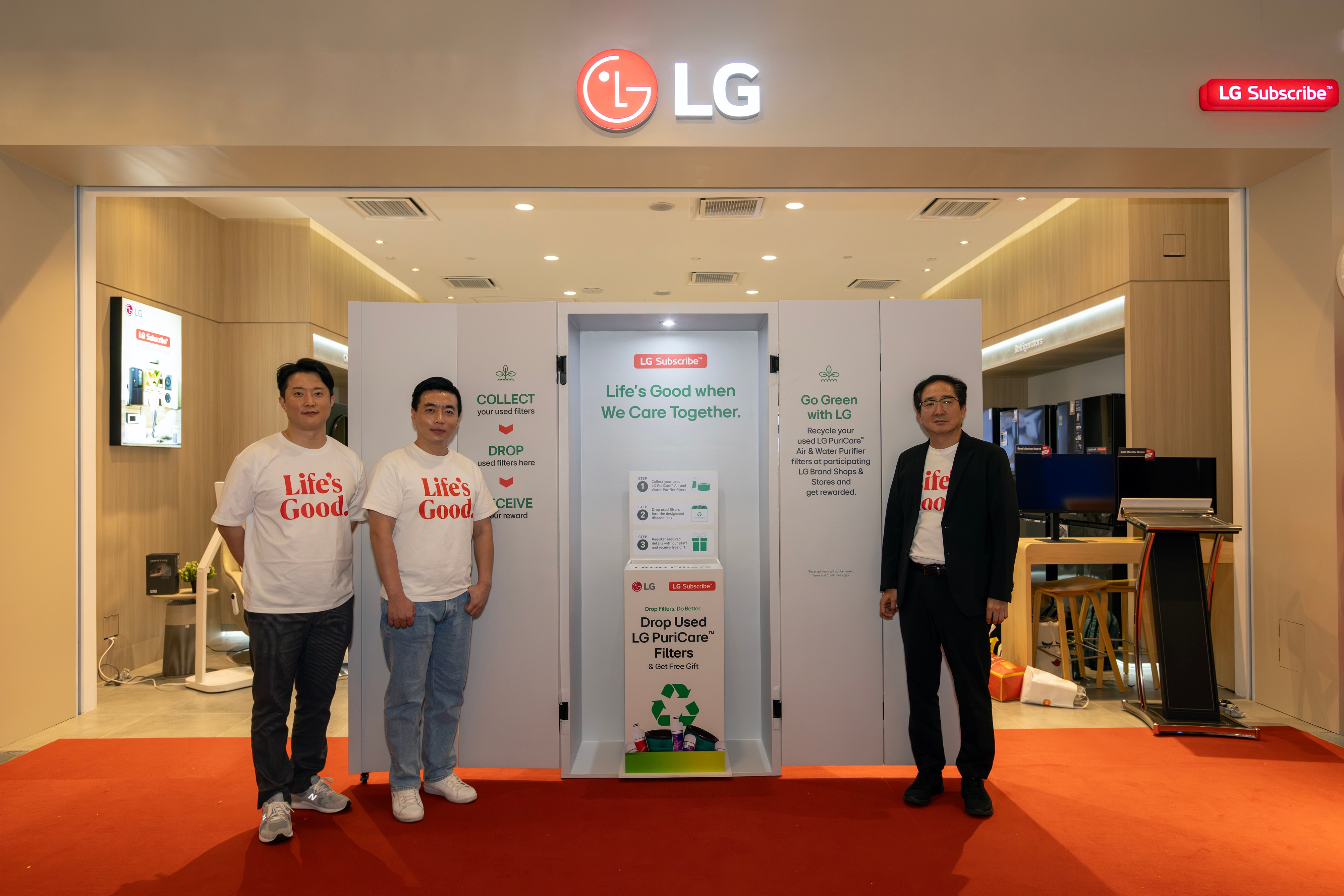 new sunway pyramid flagship store