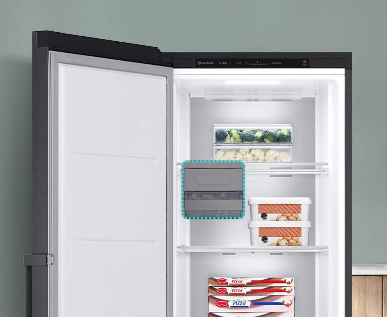 REF-ThorBEST-Freezer-MatteBlack-06-TwistIceMaker-D.jpg