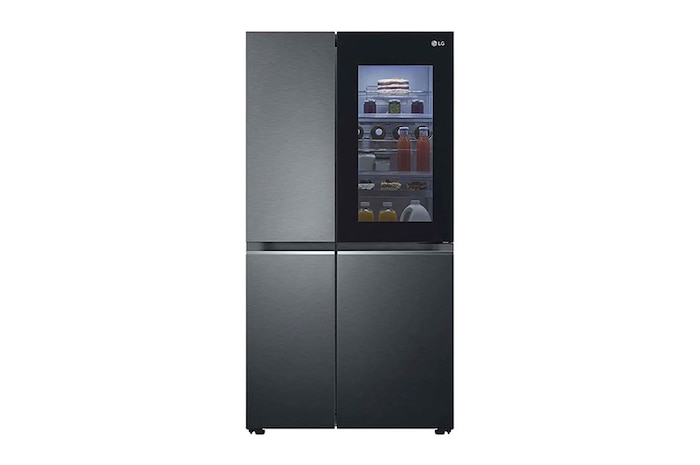 Front view of 655L Side by Side Fridge in Matte Black Finish, GC-V257CQFW