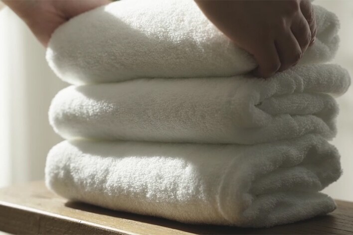 Een video die stap 2 uitlegt: geniet van zachtere stoffen na gebruik van AI Dry