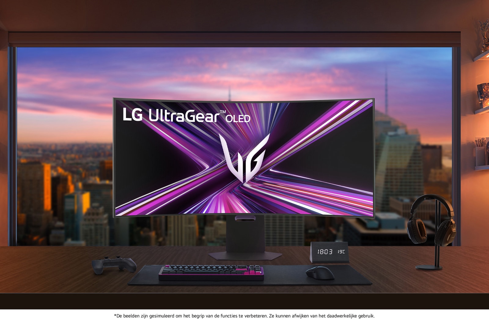LG Monitor 34GX900A als LG UltraGear OLED staat centraal op een premium gaming-bureau met uitzicht op de stad, en biedt ultieme gaming-onderdompeling met zijn UltraWide-scherm.