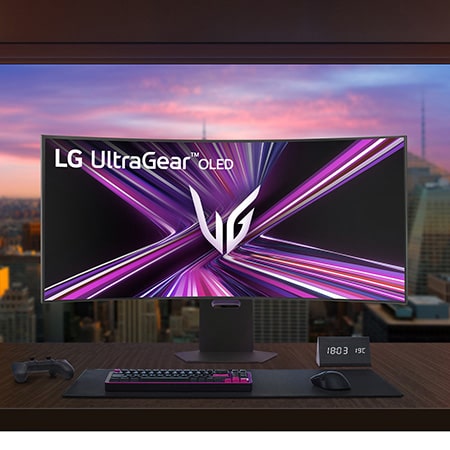 LG Monitor 34GX900A als LG UltraGear OLED staat centraal op een premium gaming-bureau met uitzicht op de stad, en biedt ultieme gaming-onderdompeling met zijn UltraWide-scherm.