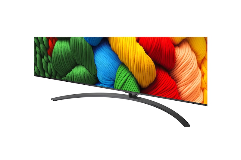 Vóór en na vergelijking van hoe LG 4K Super Opschalen de beeldkwaliteit verbetert. Twee panelen met dezelfde afbeelding van een kleurrijke vogel die op een tak in een bos zit; het rechter paneel is vervaagd. De titel beschrijft hoe 4K Super Opschalen de resolutie, helderheid en duidelijkheid verbetert. 