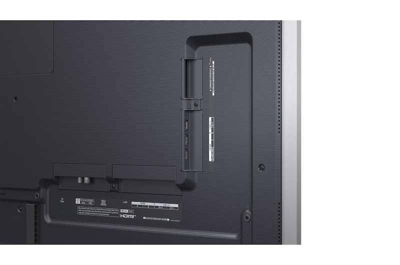 Close-up image of -15 degree side rear view (* The product image would differ from its actual appearance, as it would vary slightly depending on each inch option.)