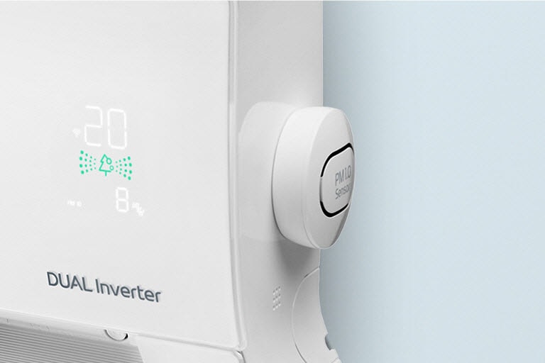 Feature card van 3.5kW, DUALCOOL airconditioning luchtreiniger, verbetert de luchtkwaliteit met zijn PM 1.0-sensor AP12RK.NSJ