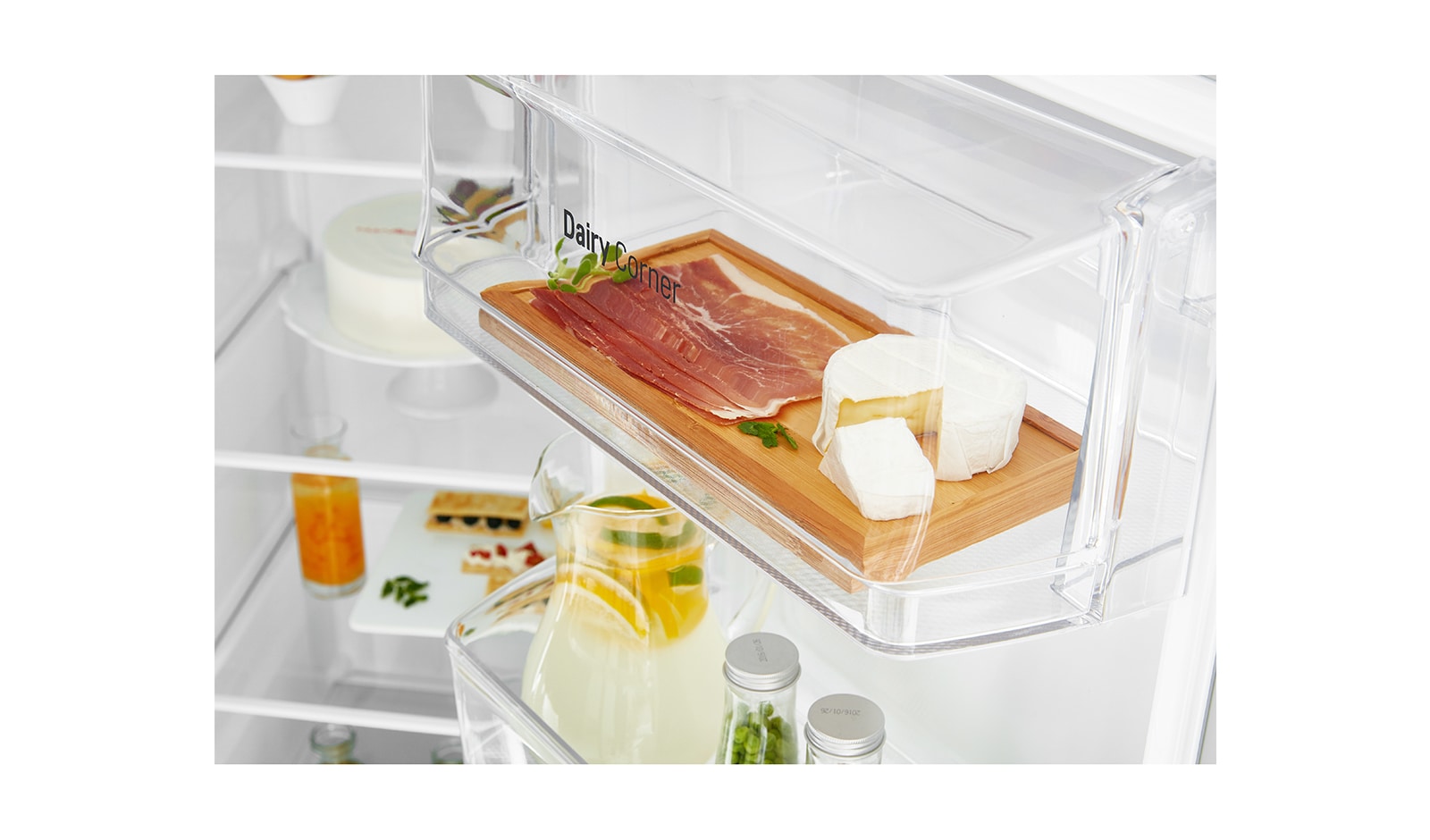 LG 606L inhoud | Water- en ijsdispenser | Moist Balance Crisper™ | Total No Frost | Inverter Linear Compressor , GSL360ICEV