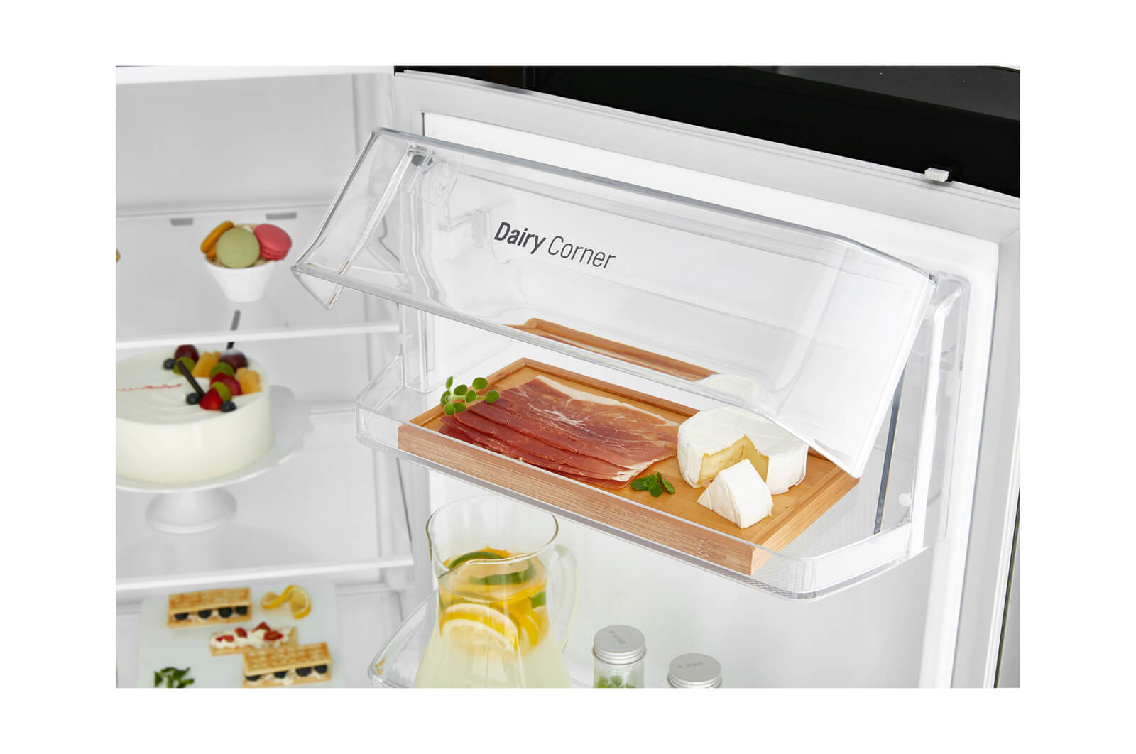 LG 625L inhoud | Water- en ijsdispenser | Moist Balance Crisper™ | Total No Frost | Inverter Linear Compressor, GSL761MCXV