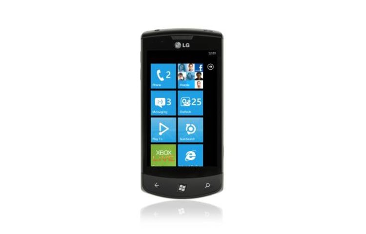 Vooraanzicht van De nieuwe LG Optimus 7.5, met unieke Play-To functie, dit maakt het mogelijk om draadloos HD films, foto’s en muziek te streamen naar ieder DLNA apparaat. E900-Optimus7.5