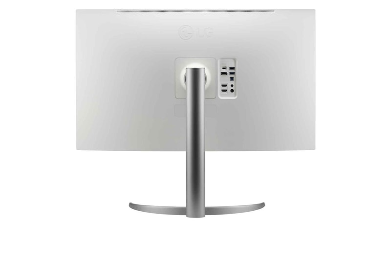 LG 31,5" UHD 4K Nano IPS Black scherm met automatische zelfkalibratie, 32UQ85R-W