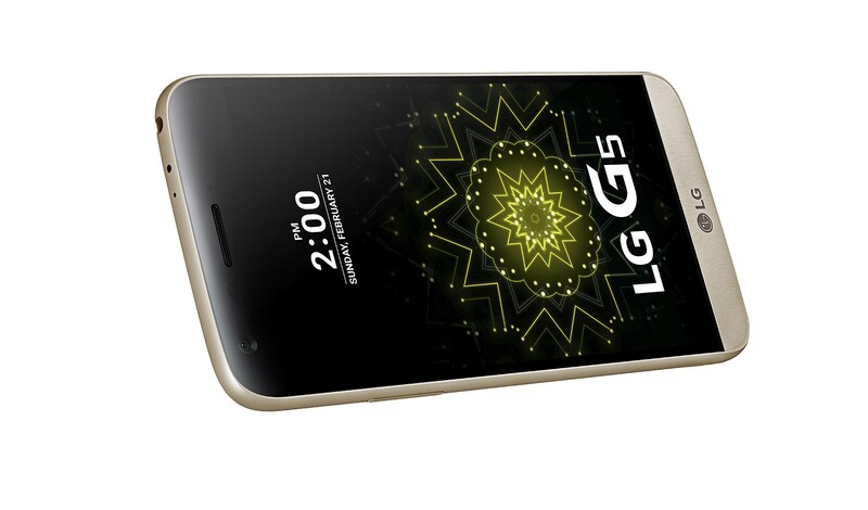 LG De LG G5 heeft een geheel nieuw metalen design en is modulair opgebouwd. Hiermee kan je de G5 uitbreiden met zogeheten LG Friends om nog meer uit je smartphone te halen., G5 H850 Gold