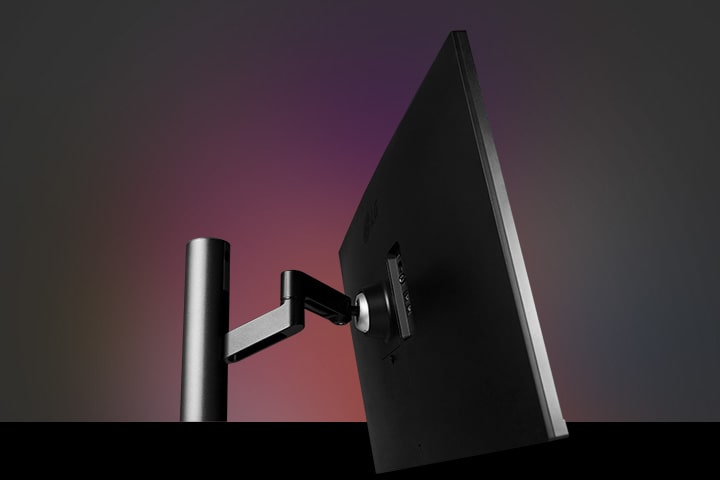 Ergo-standaard, volledige bewegingsvrijheid van het scherm, volgt perfect jouw ooghoogte