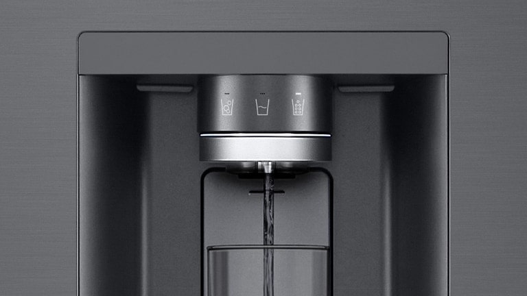 Built-in UV LED light helps keep the nozzle clean